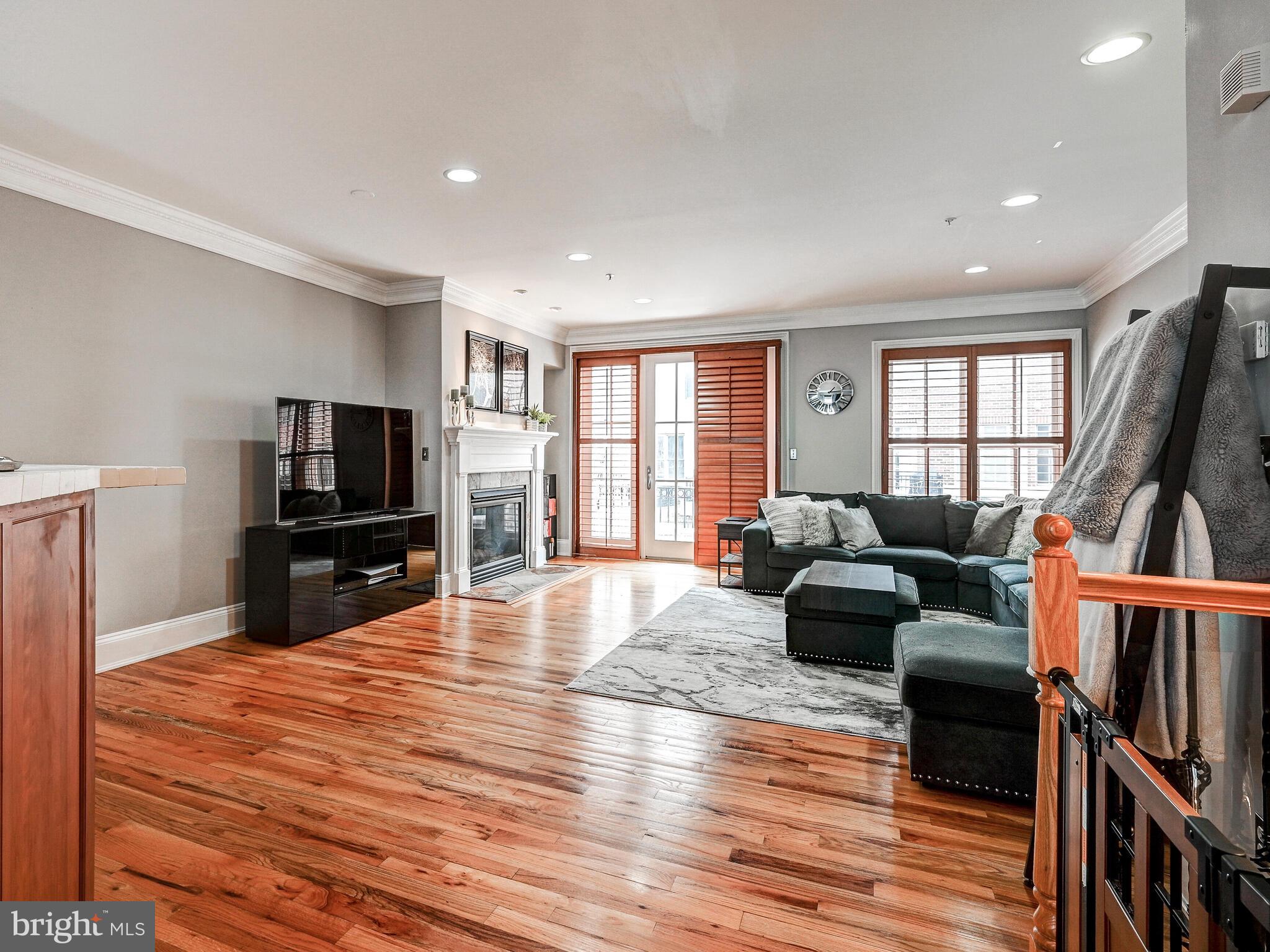 1207 Dockside Cir