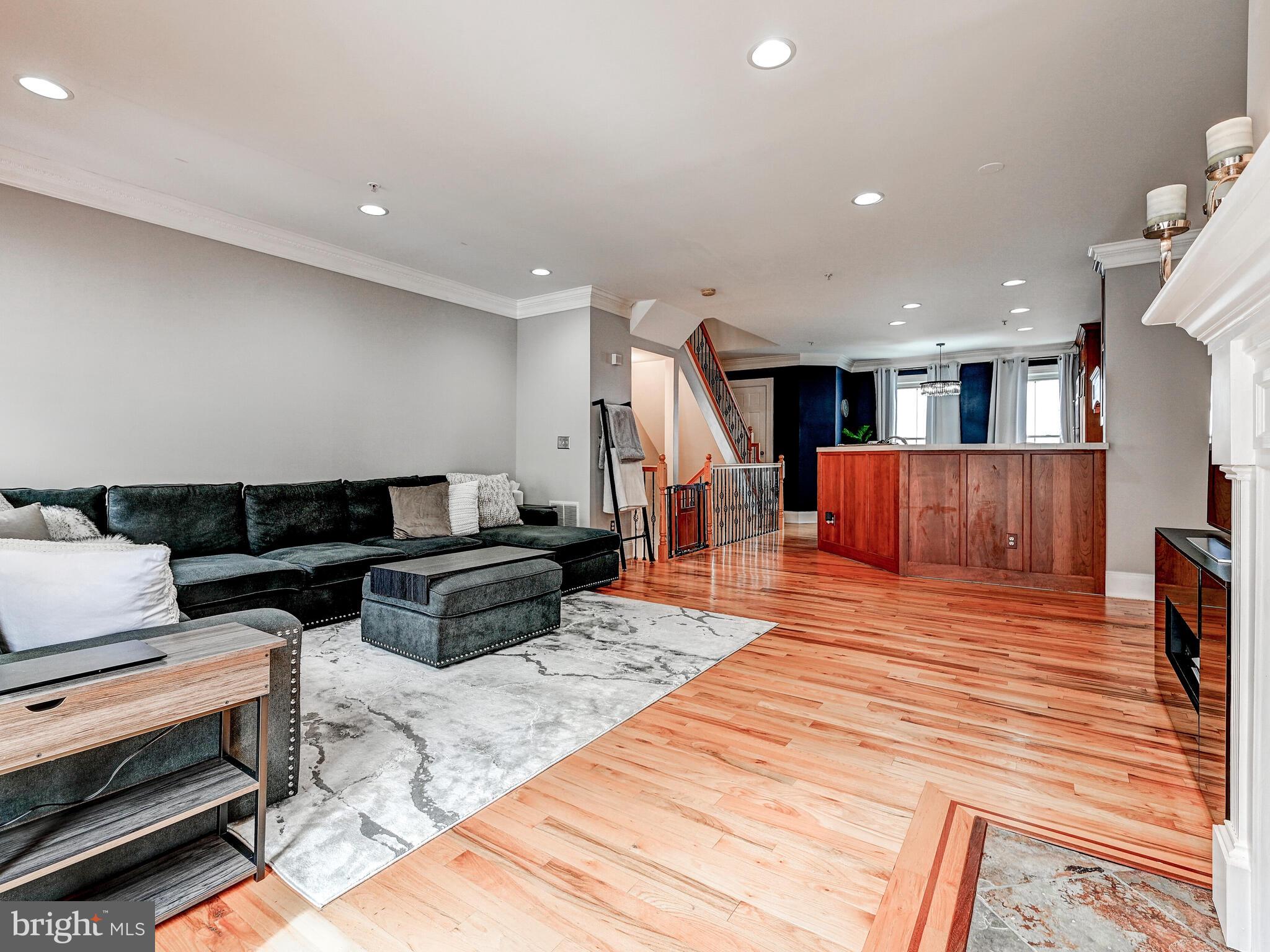 1207 Dockside Cir