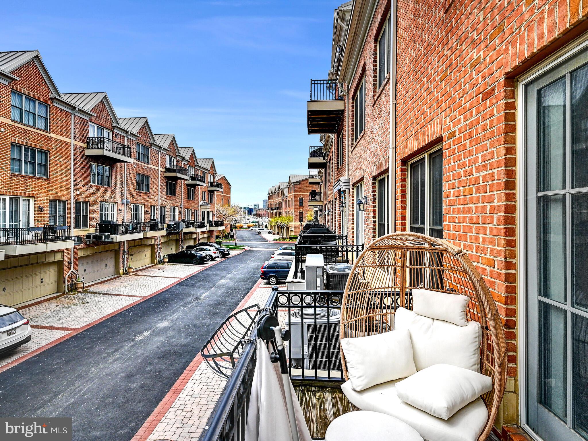 1207 Dockside Cir