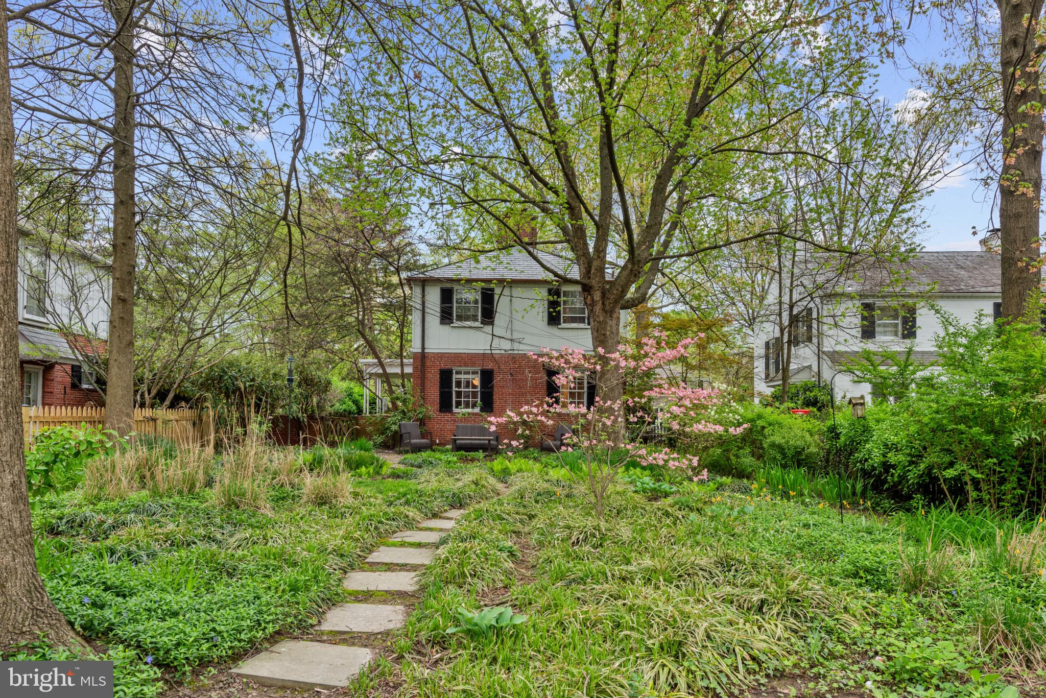 310 Paddington Rd