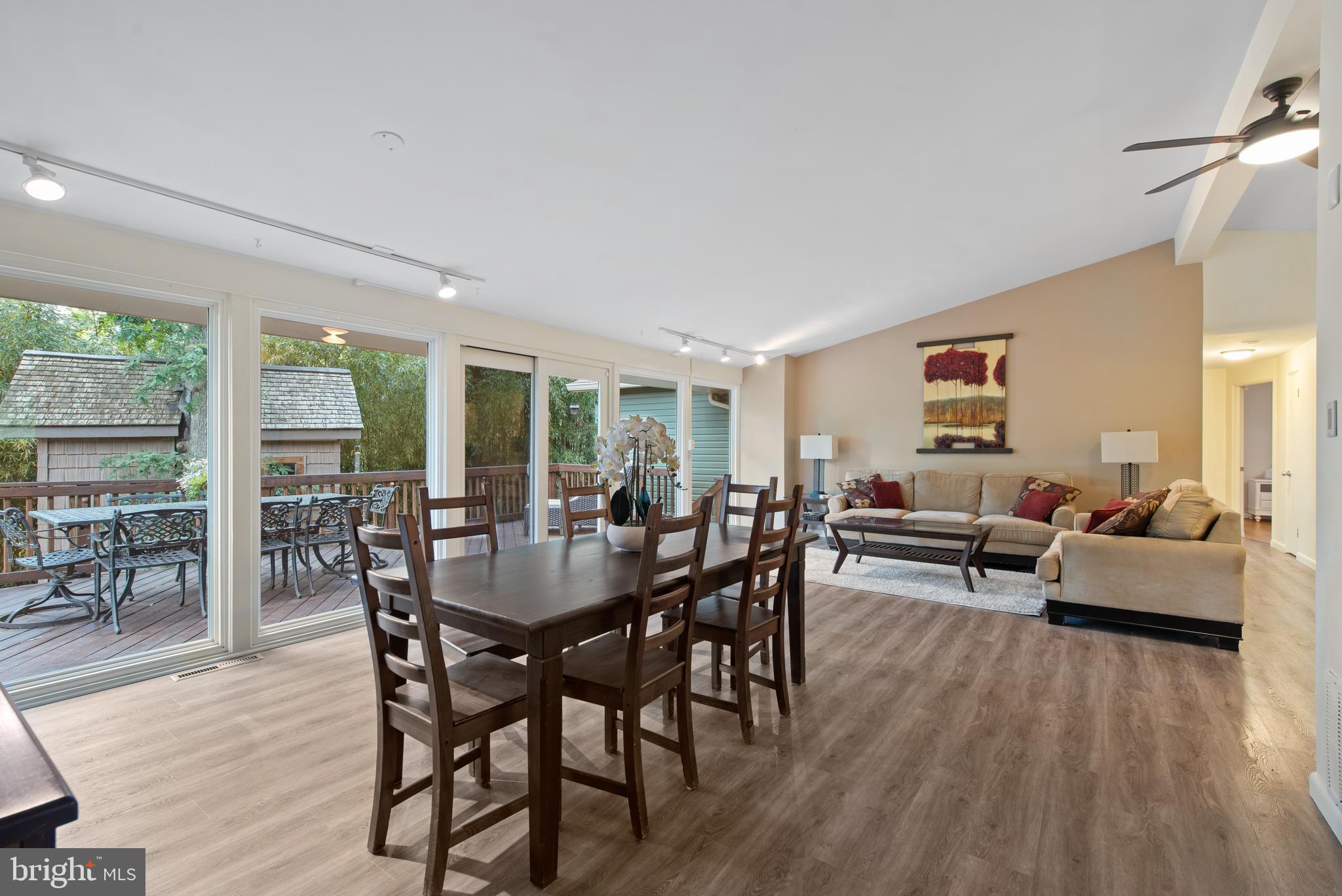 5822 Greenspring Ave