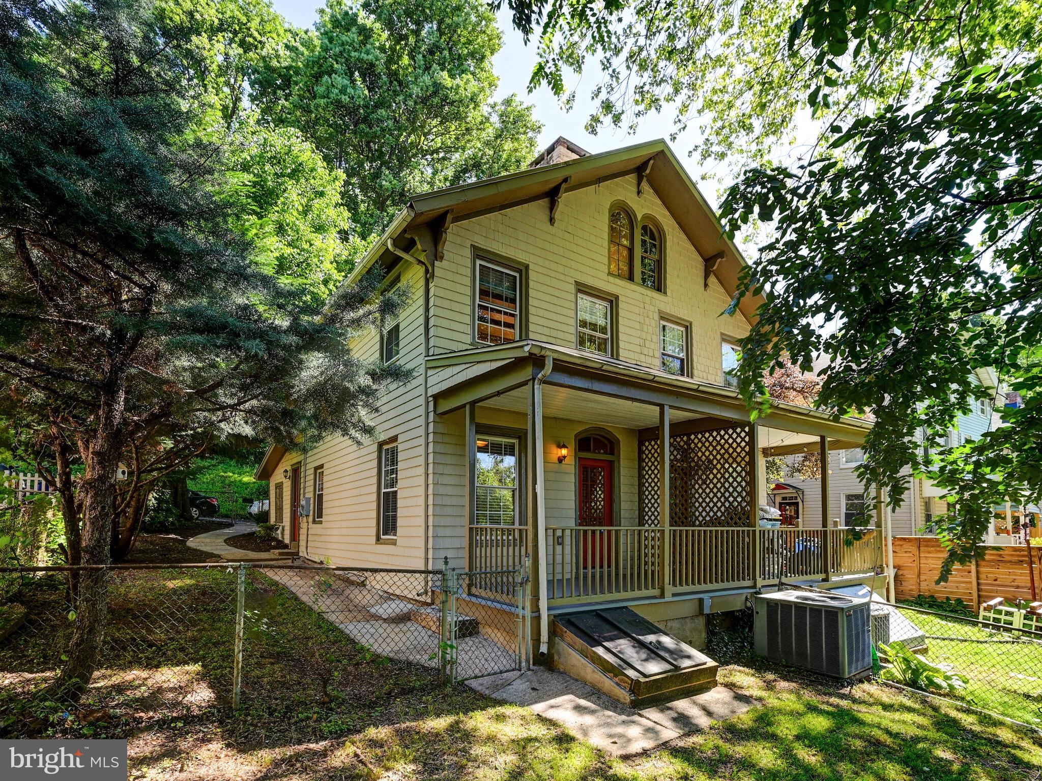 1335 Clipper Heights Ave