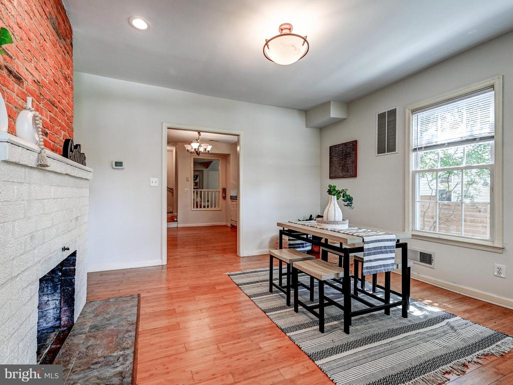 1335 Clipper Heights Ave