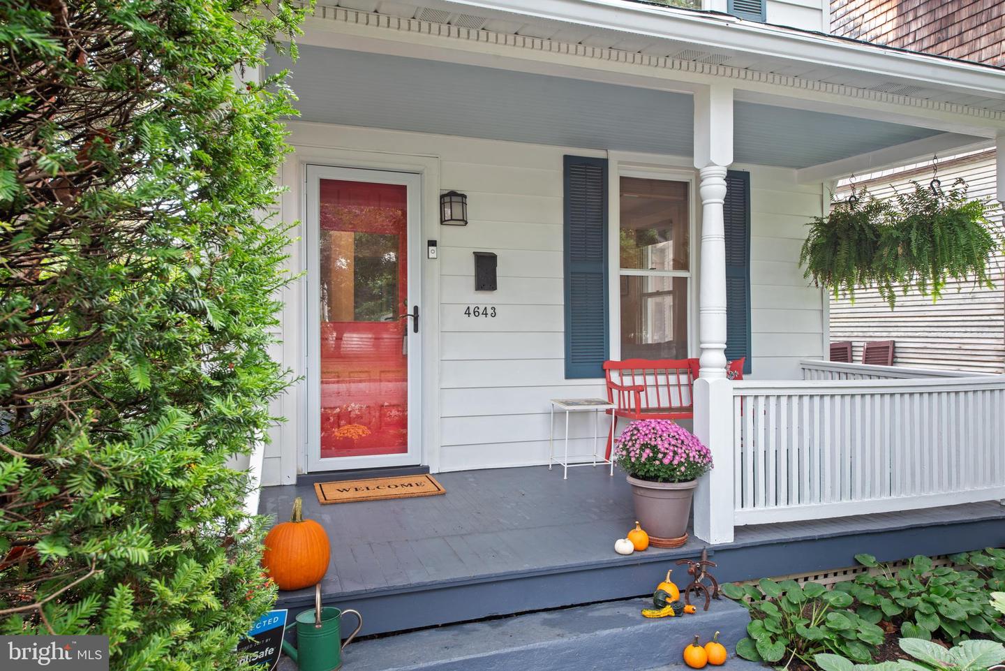 4643 Schenley Rd