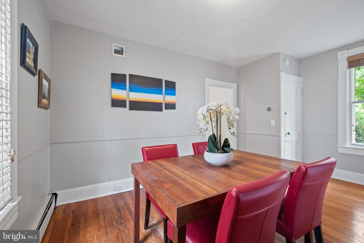 4643 Schenley Rd
