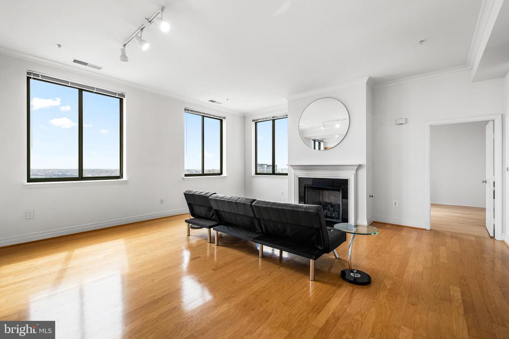 414 Water St #3112