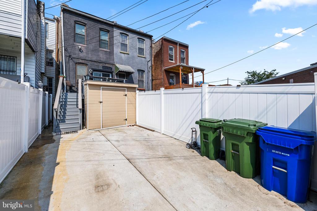 2009 Homewood Ave