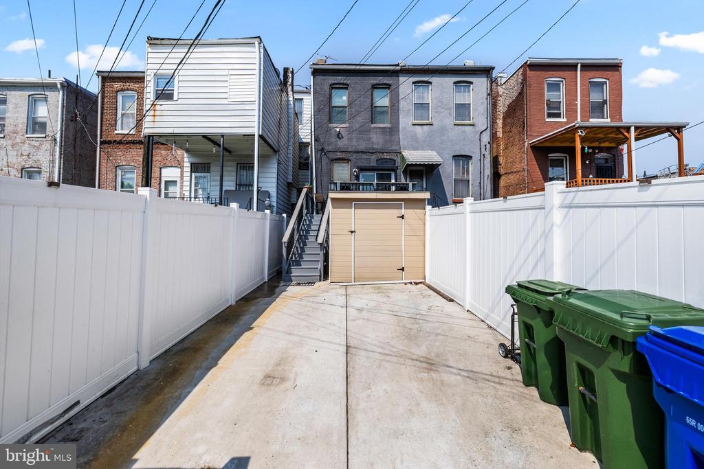 2009 Homewood Ave