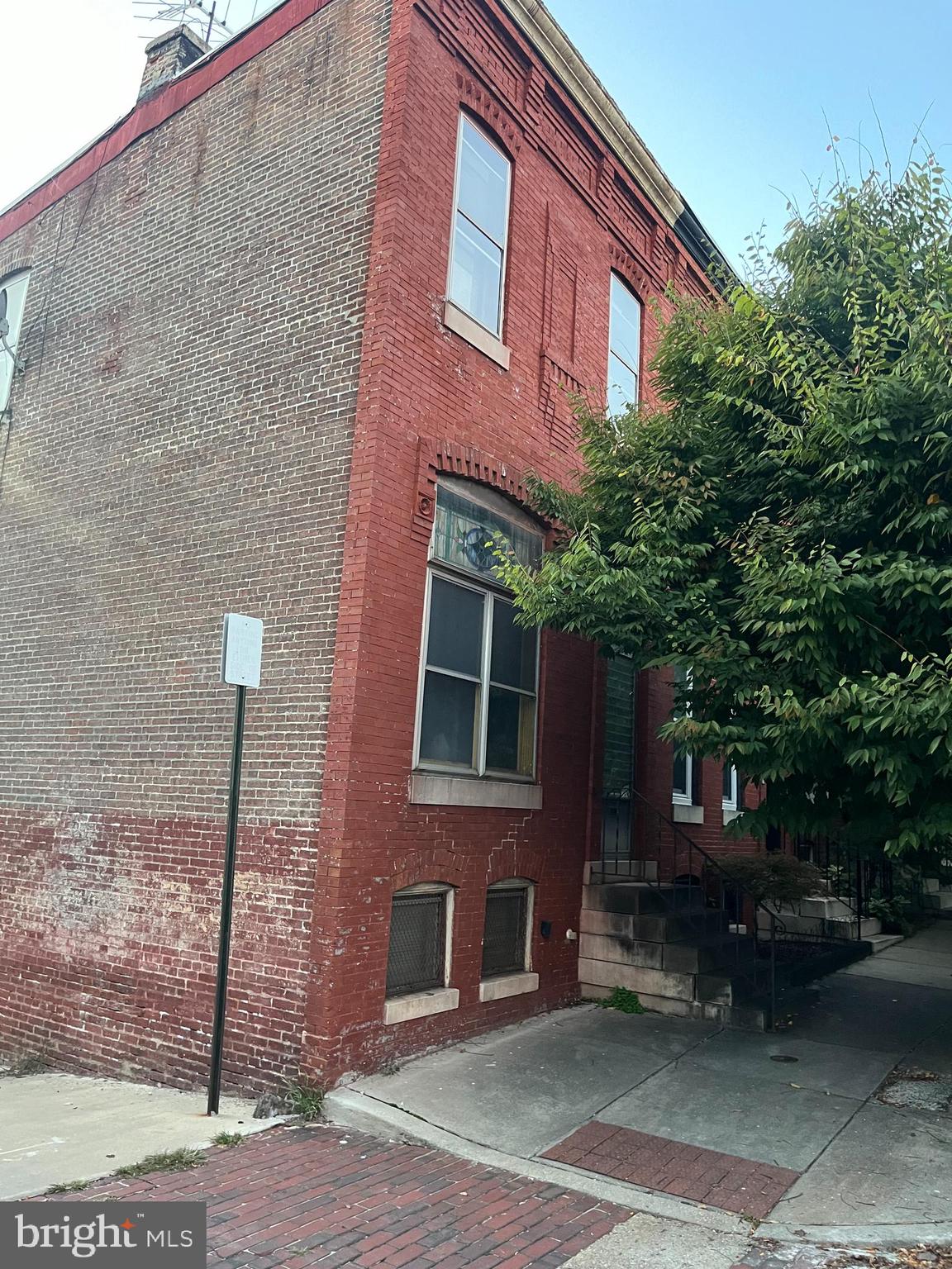 8 S Collington Ave