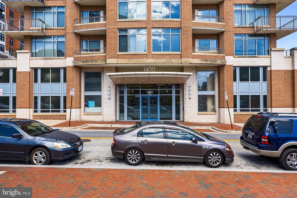 1400 LANCASTER ST #307