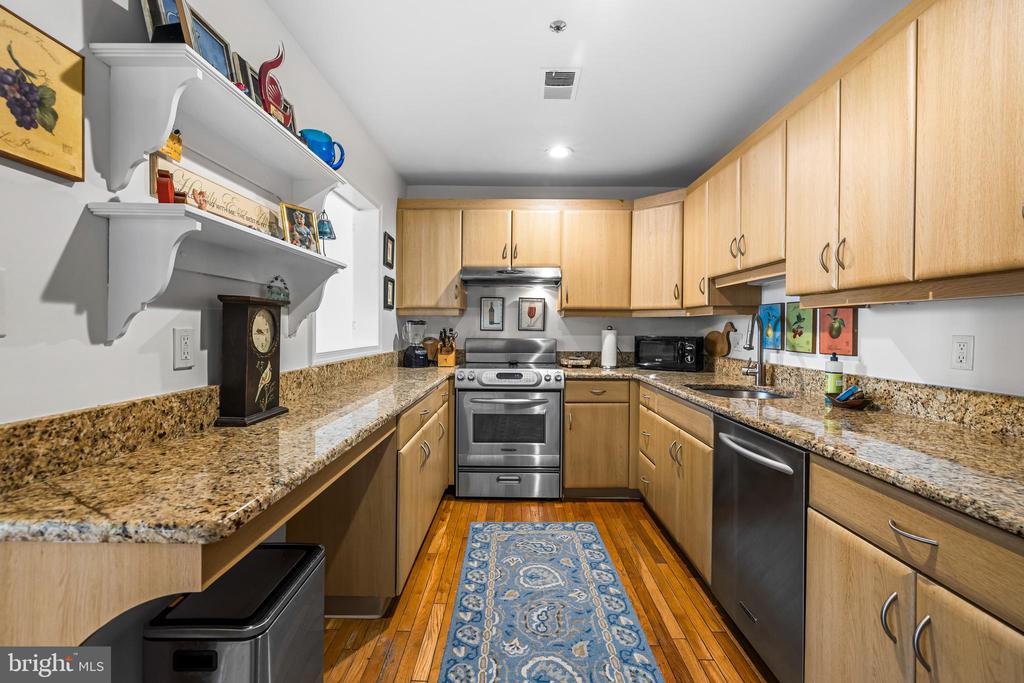 820 William Street #5