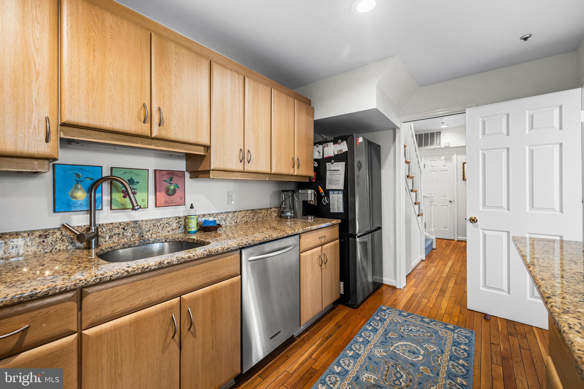 820 William Street #5