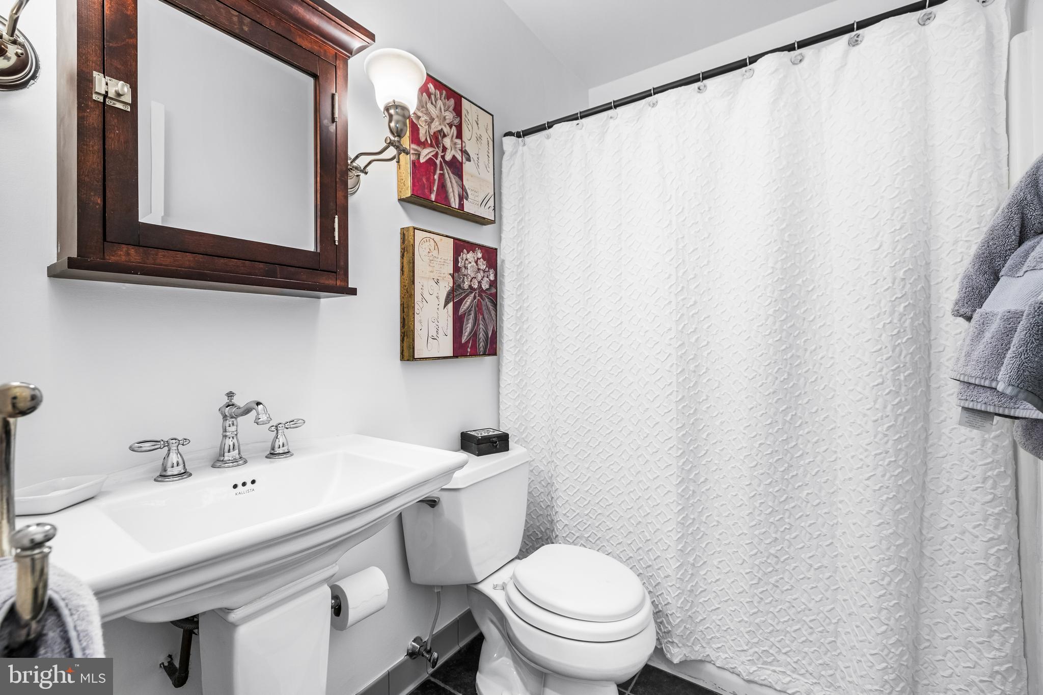 820 William Street #5