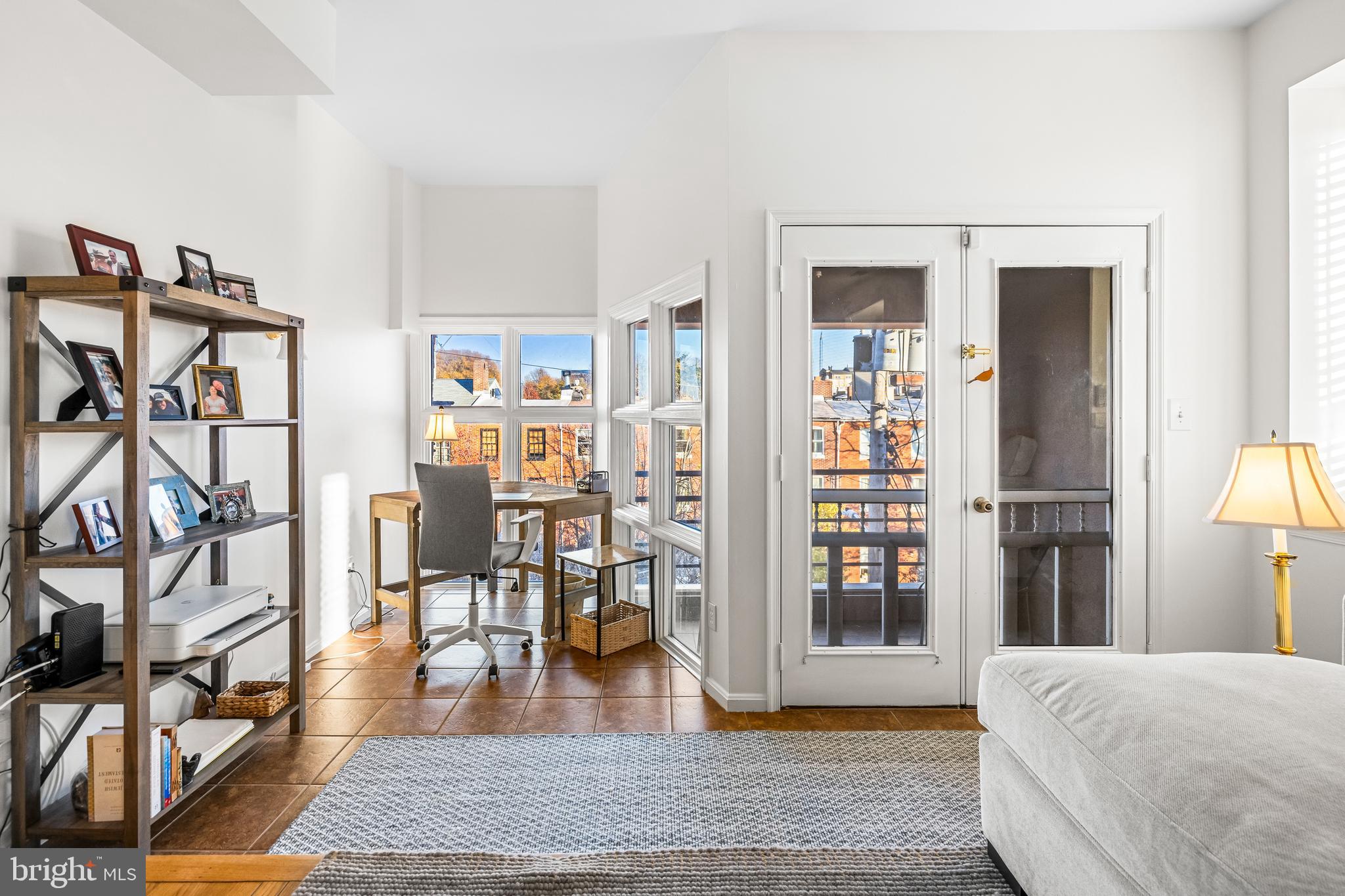 820 William Street #5