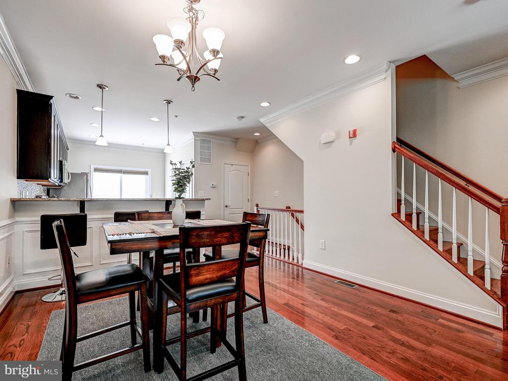 131 N Chester St