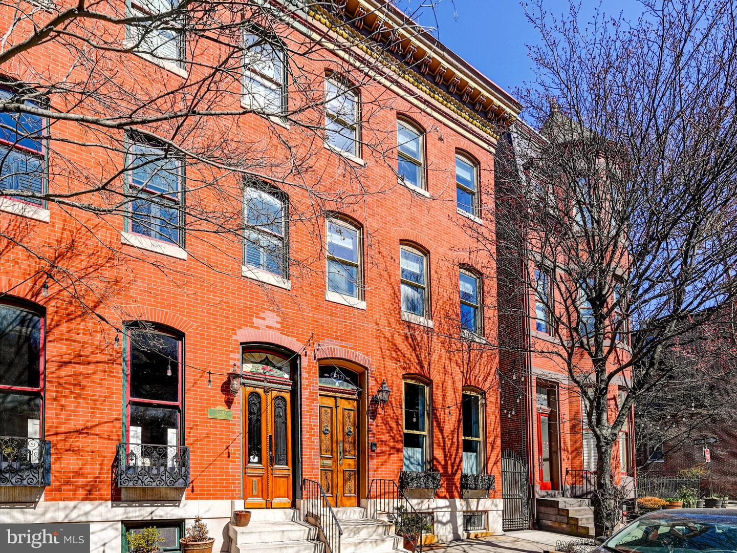 2212 E Pratt St
