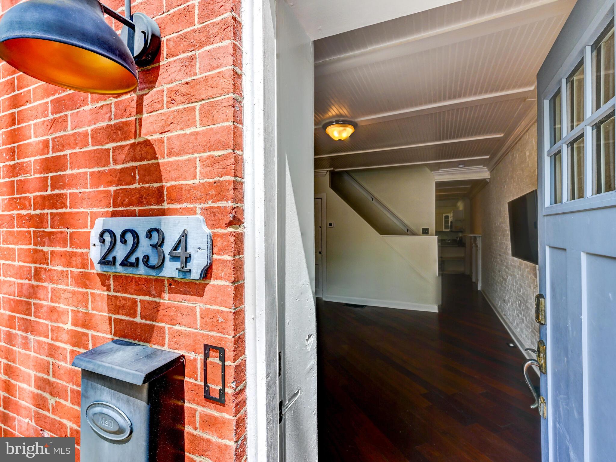 2234 E Fairmount Ave