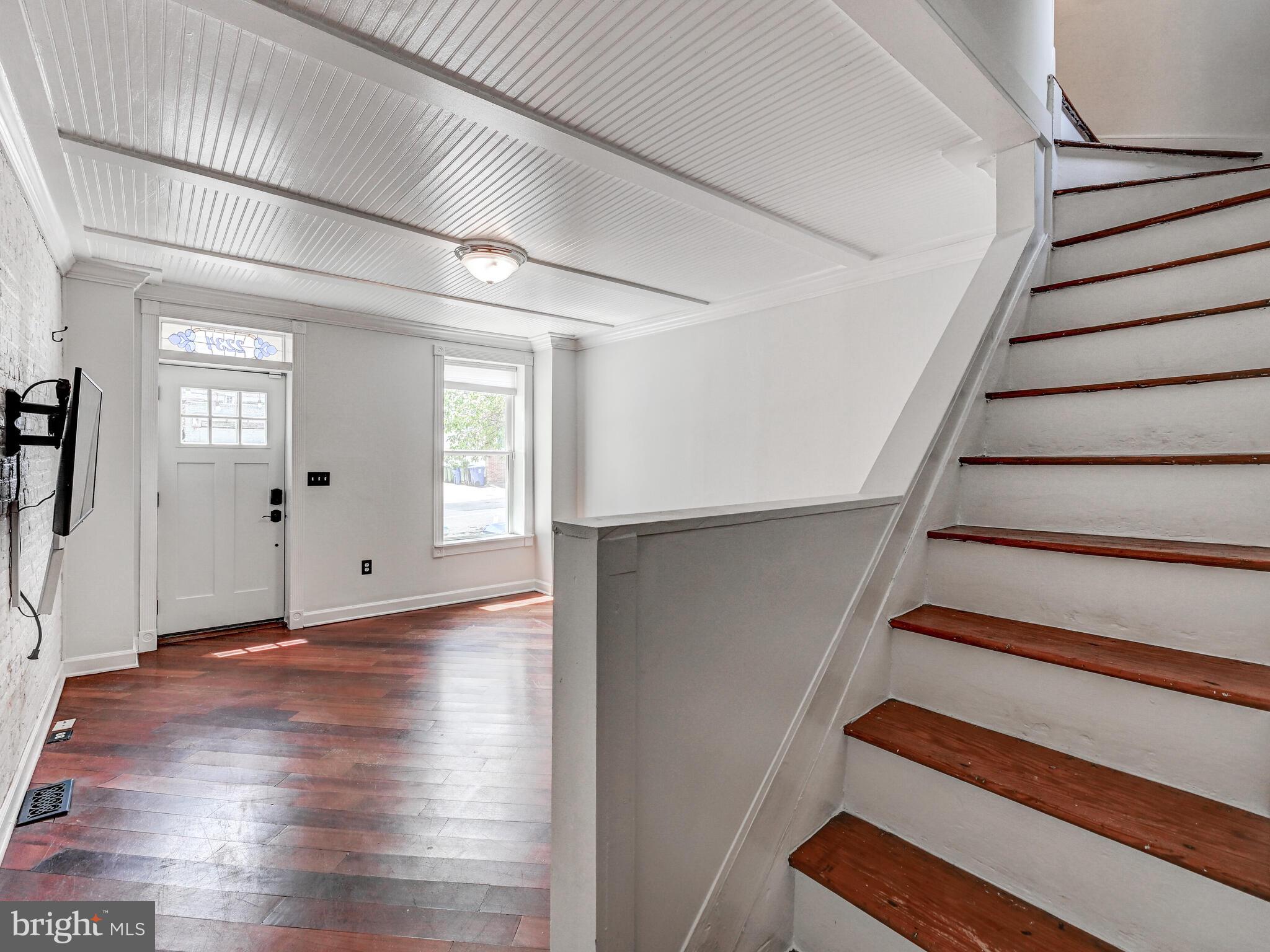 2234 E Fairmount Ave