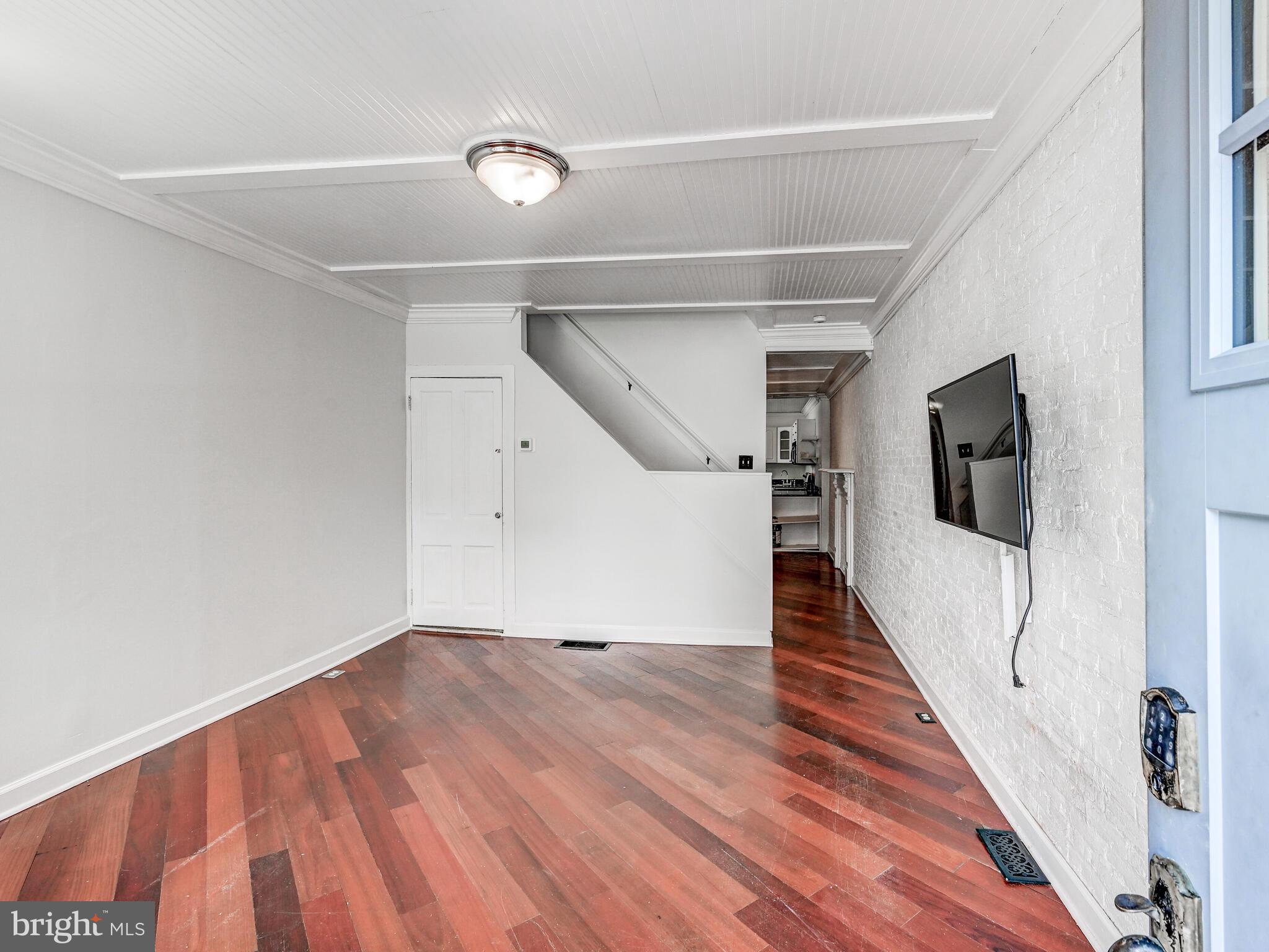 2234 E Fairmount Ave