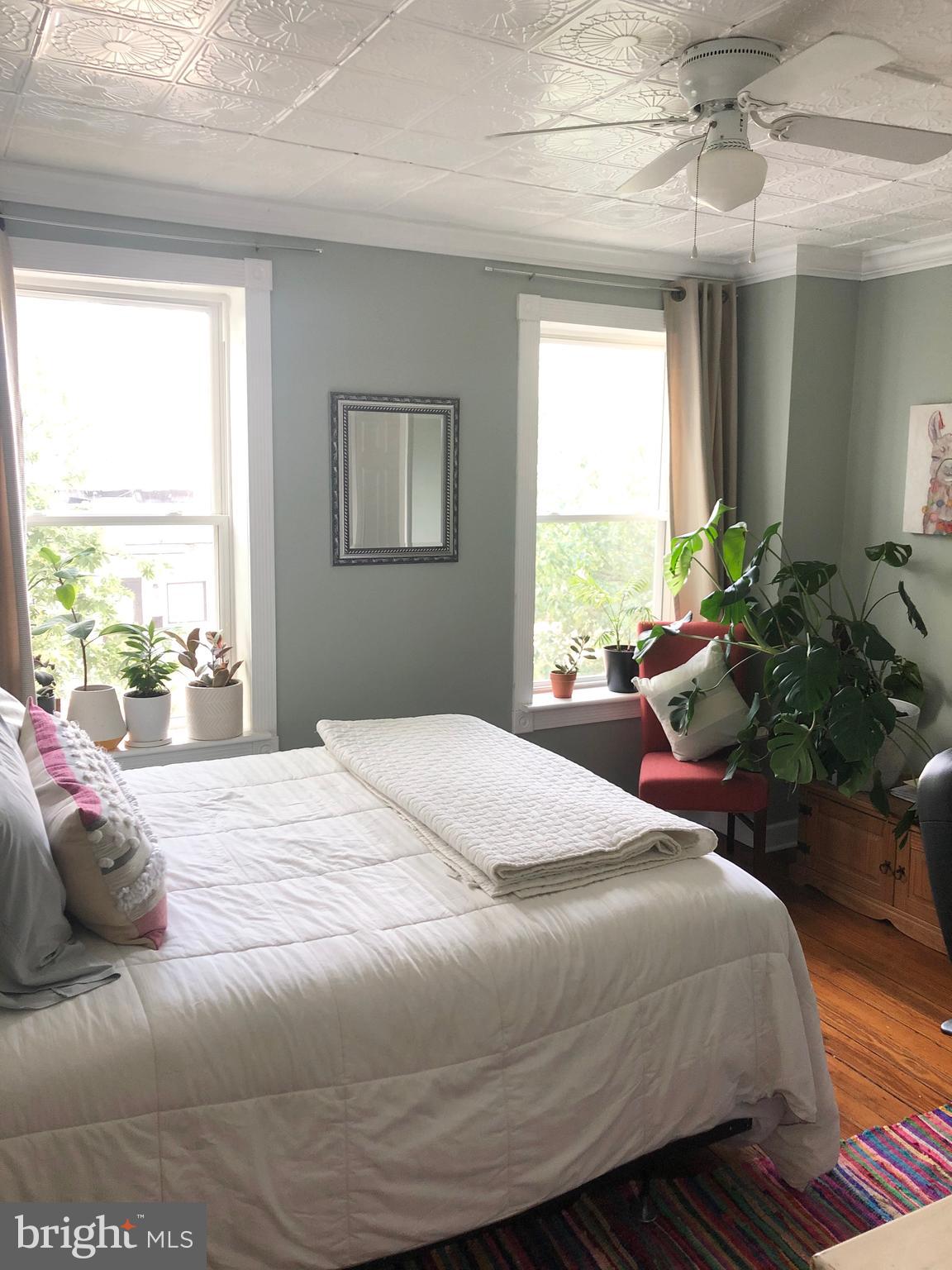 2234 E Fairmount Ave