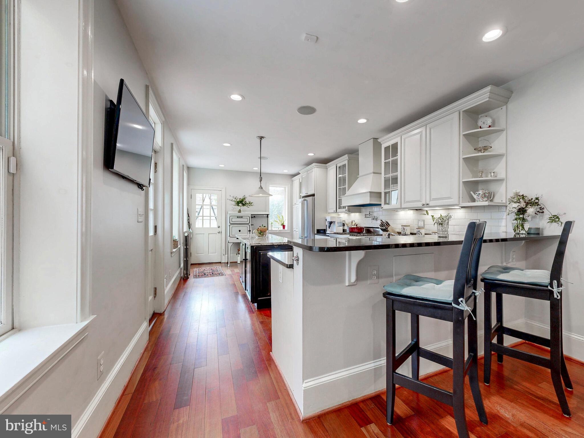 2015 E Baltimore St