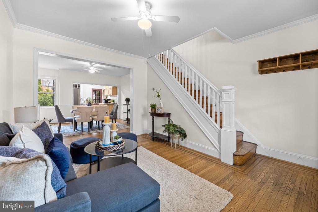 806 W 32nd St