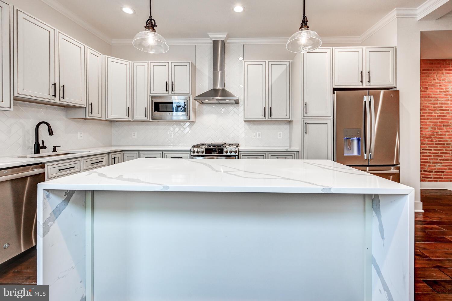 8 S. Collington Avenue