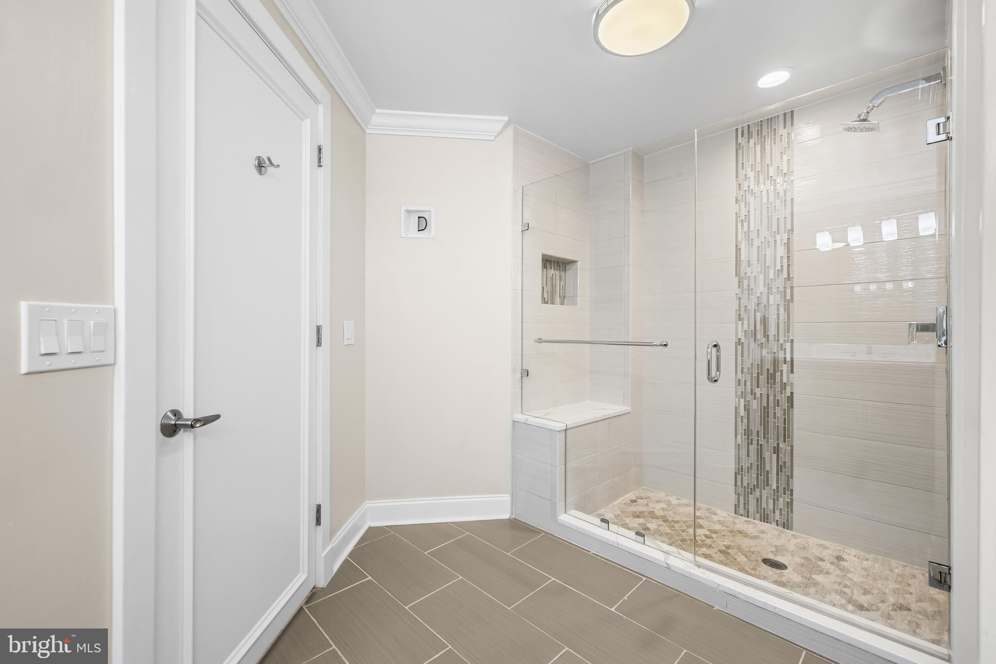 2772 Lighthouse Pt E #101