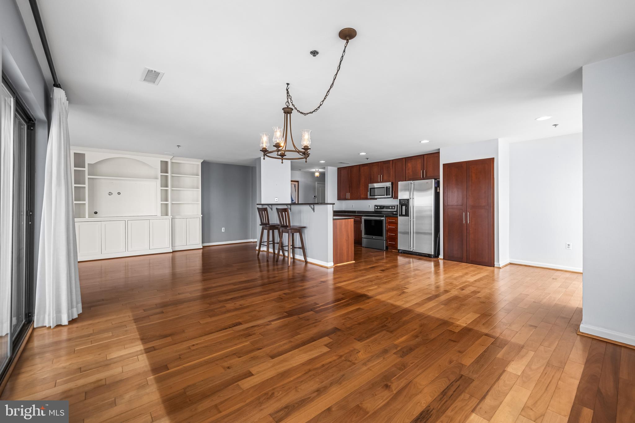 2702 Lighthouse Pt E #638