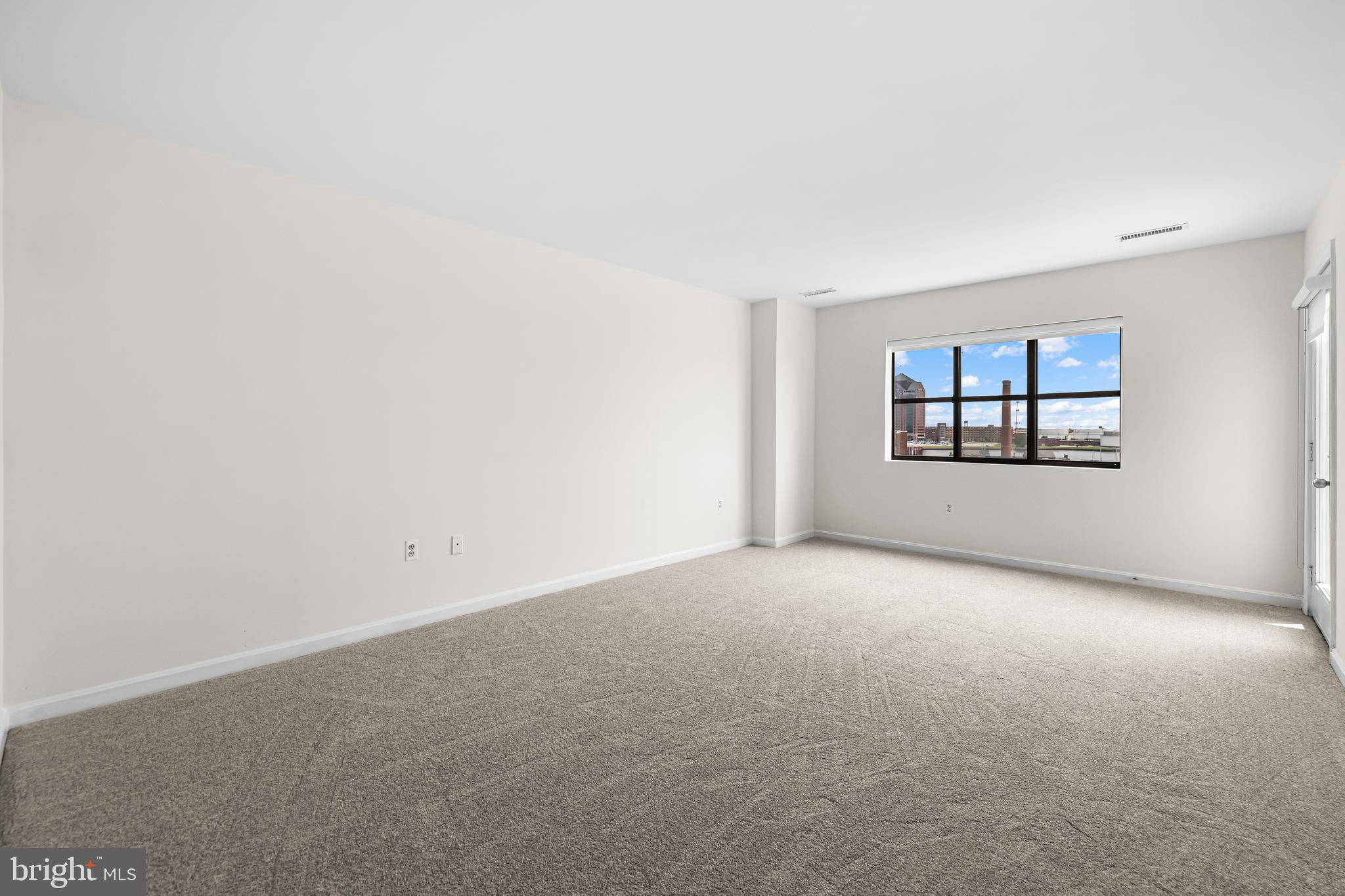 2702 Lighthouse Pt E #638