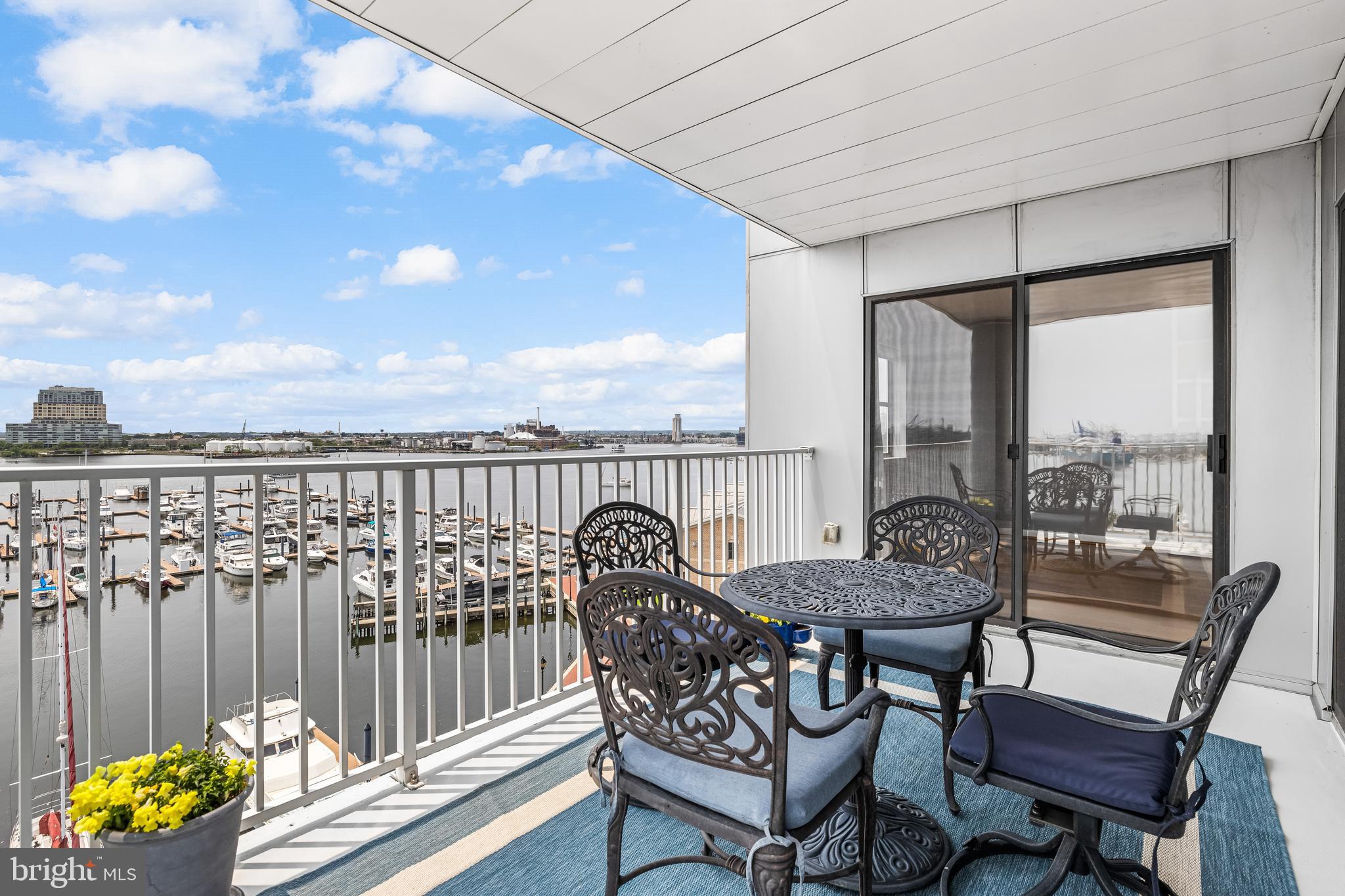 2702 Lighthouse Pt E #638