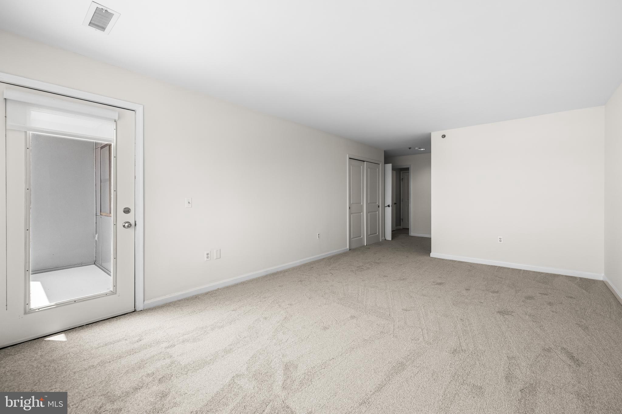 2702 Lighthouse Pt E #638