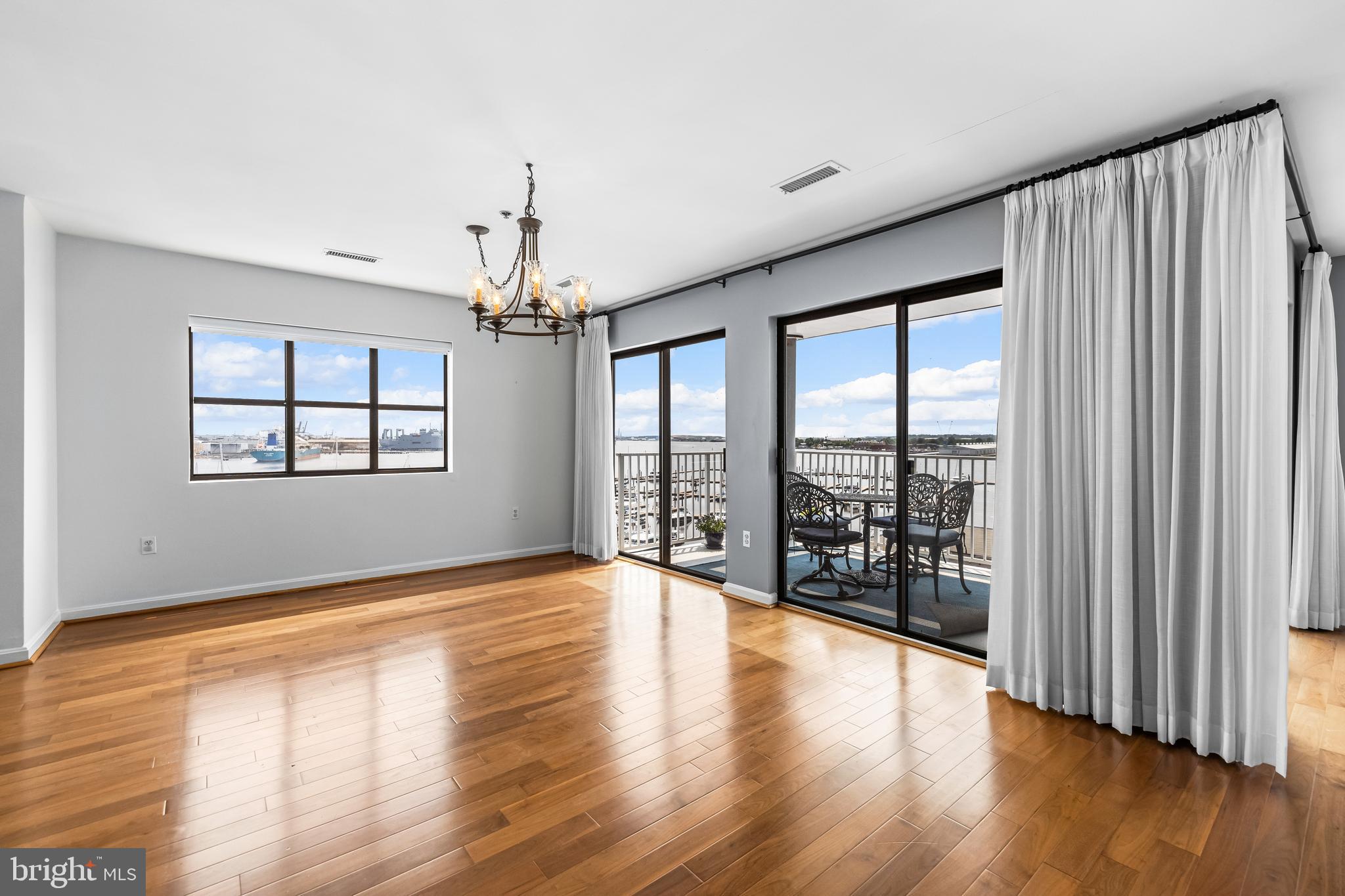 2702 Lighthouse Pt E #638