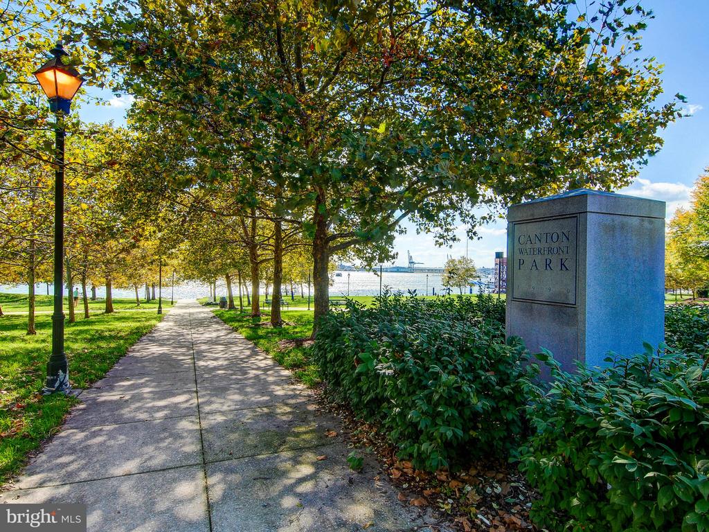 2702 Lighthouse Pt E #638