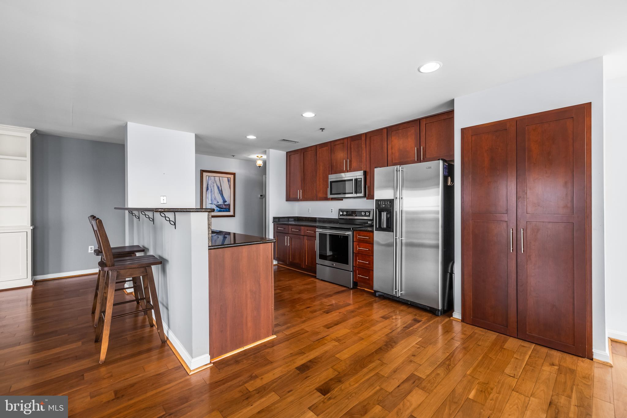 2702 Lighthouse Pt E #638