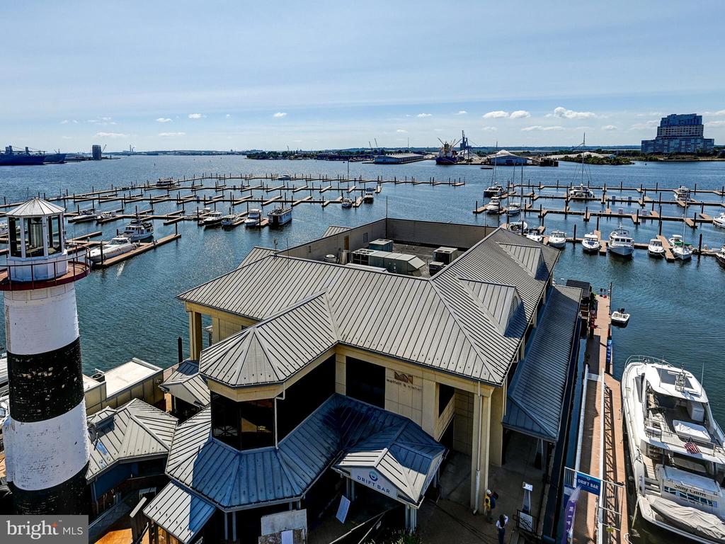 2702 Lighthouse Pt E #638