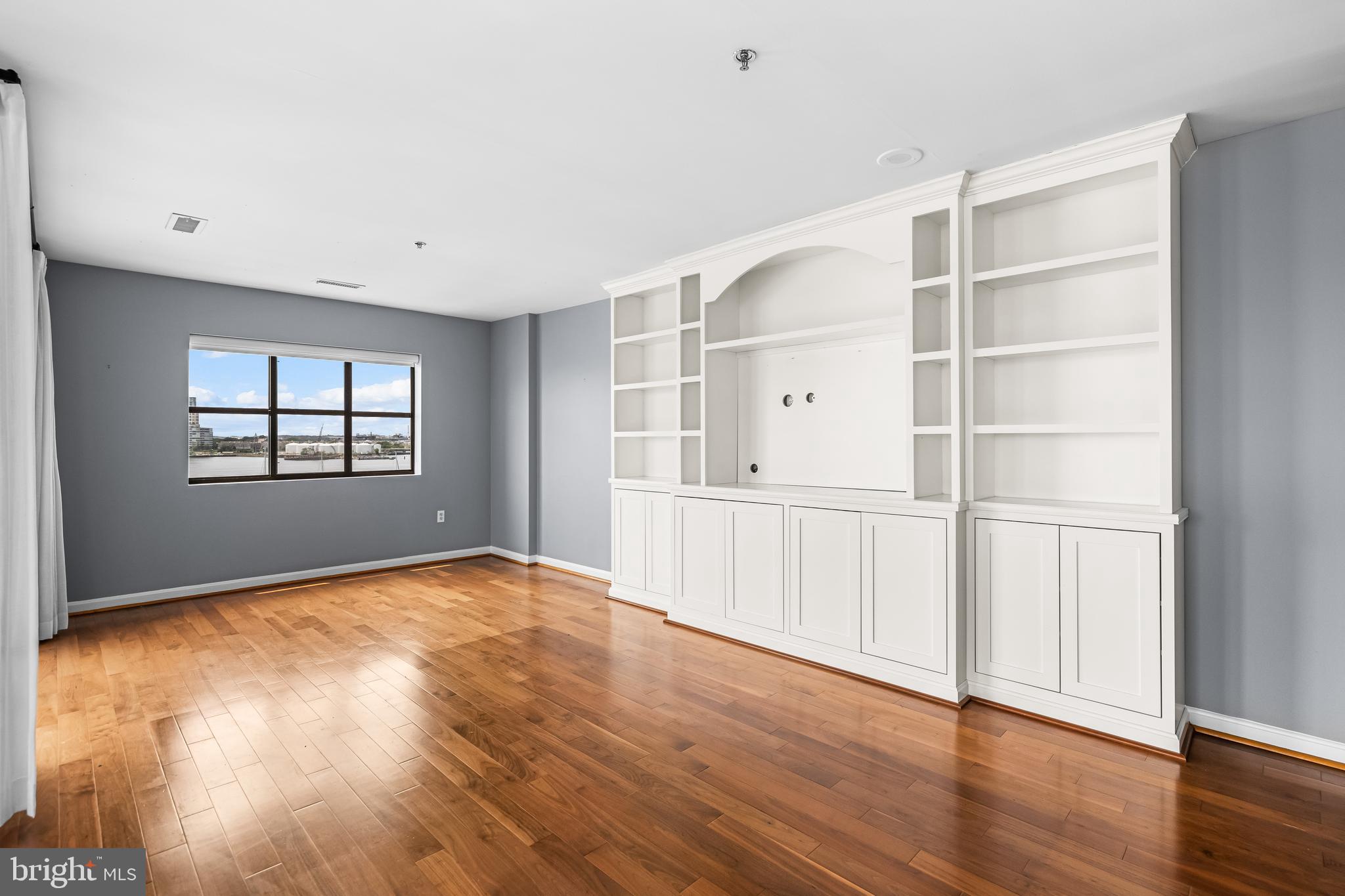 2702 Lighthouse Pt E #638