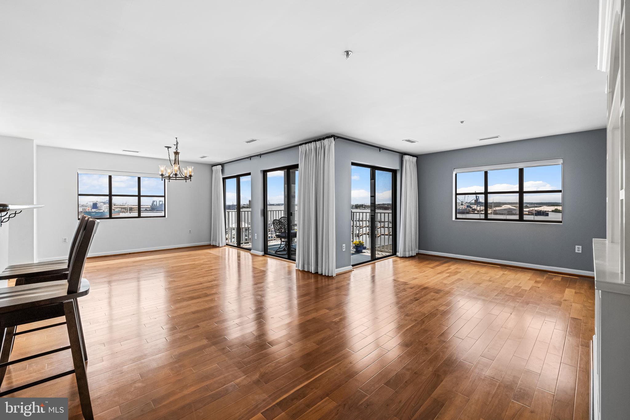 2702 Lighthouse Pt E #638