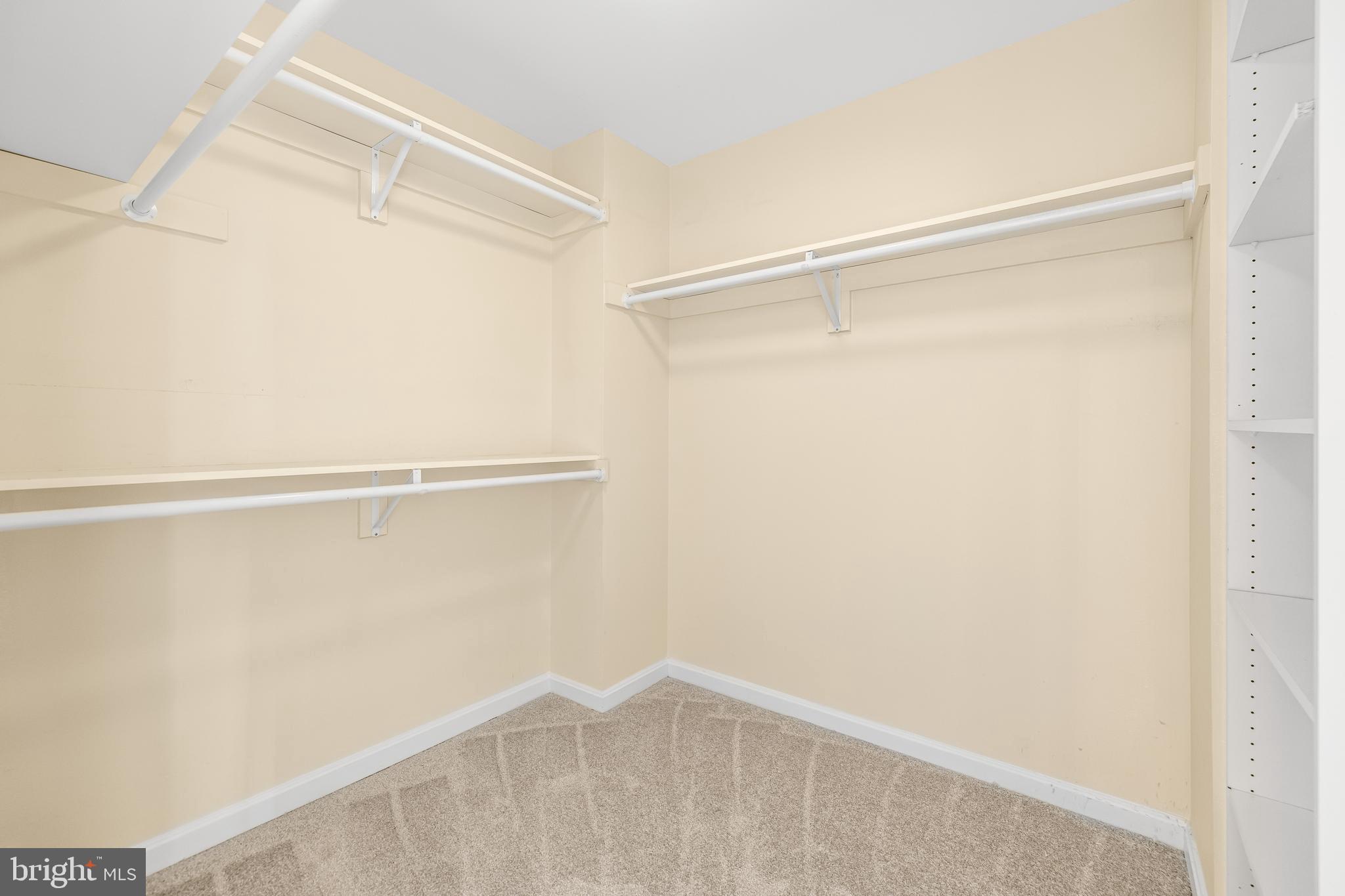 2702 Lighthouse Pt E #638