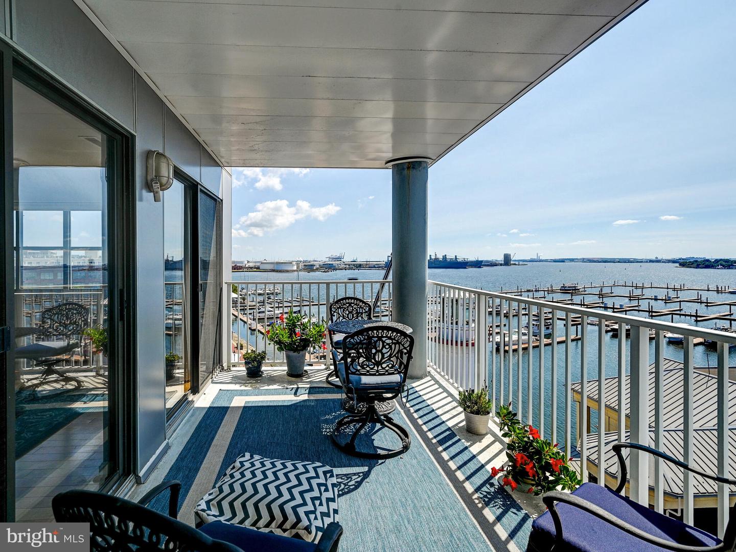 2702 Lighthouse Pt E #638