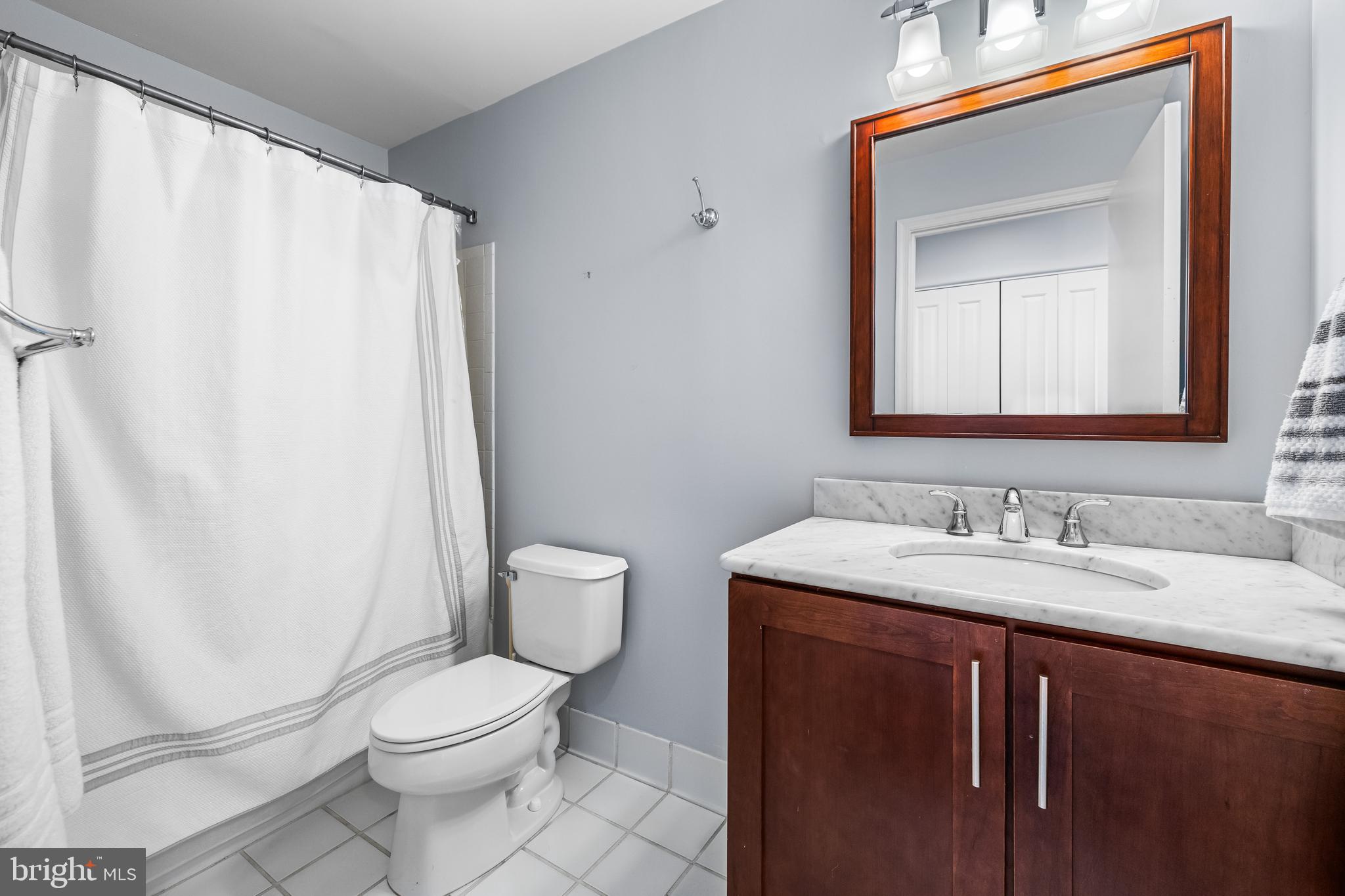 2702 Lighthouse Pt E #638