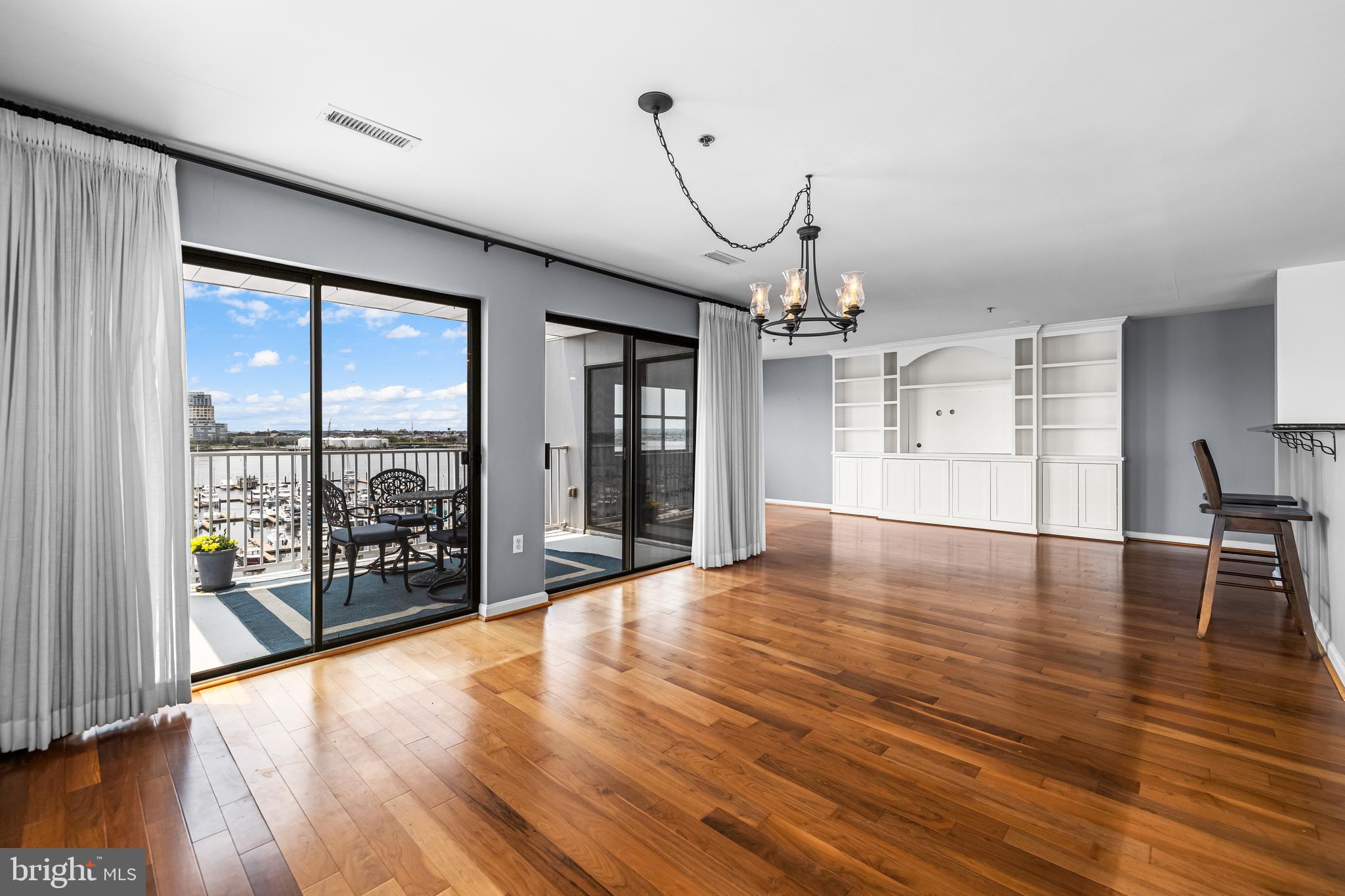 2702 Lighthouse Pt E #638