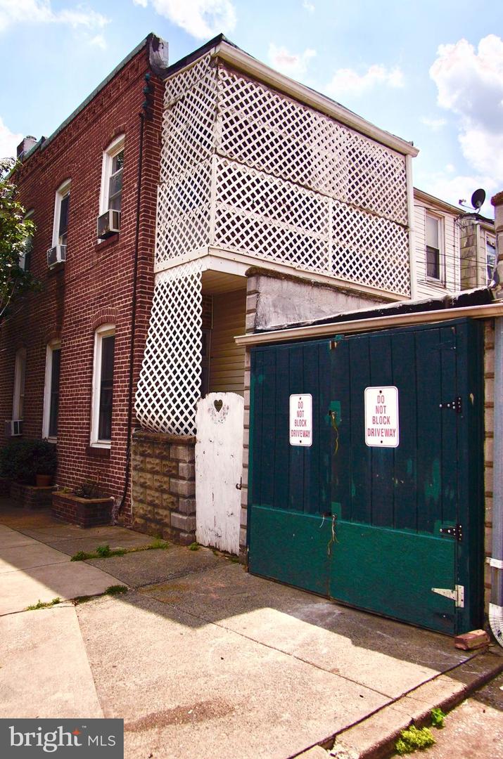 3018 McElderry St