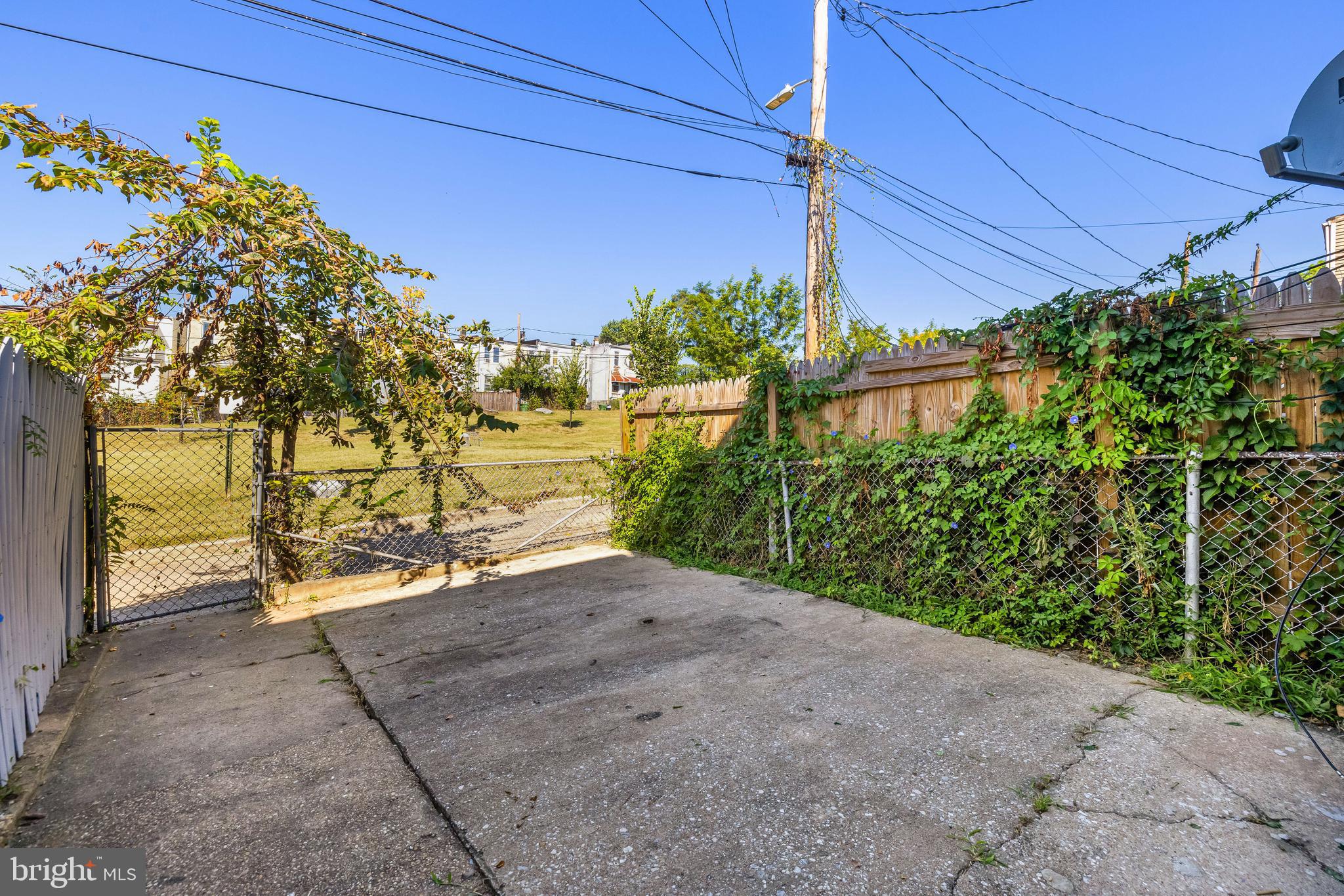618 DENISON STREET