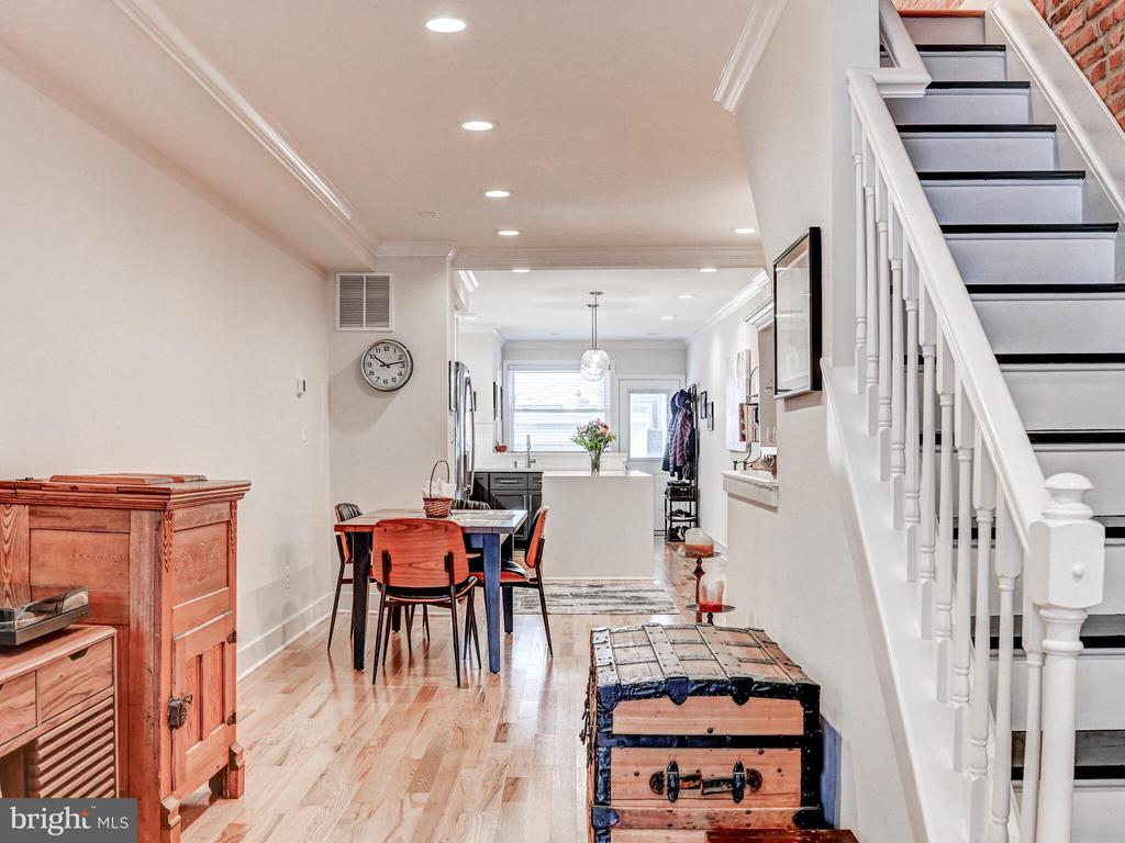 3110 FOSTER AVENUE