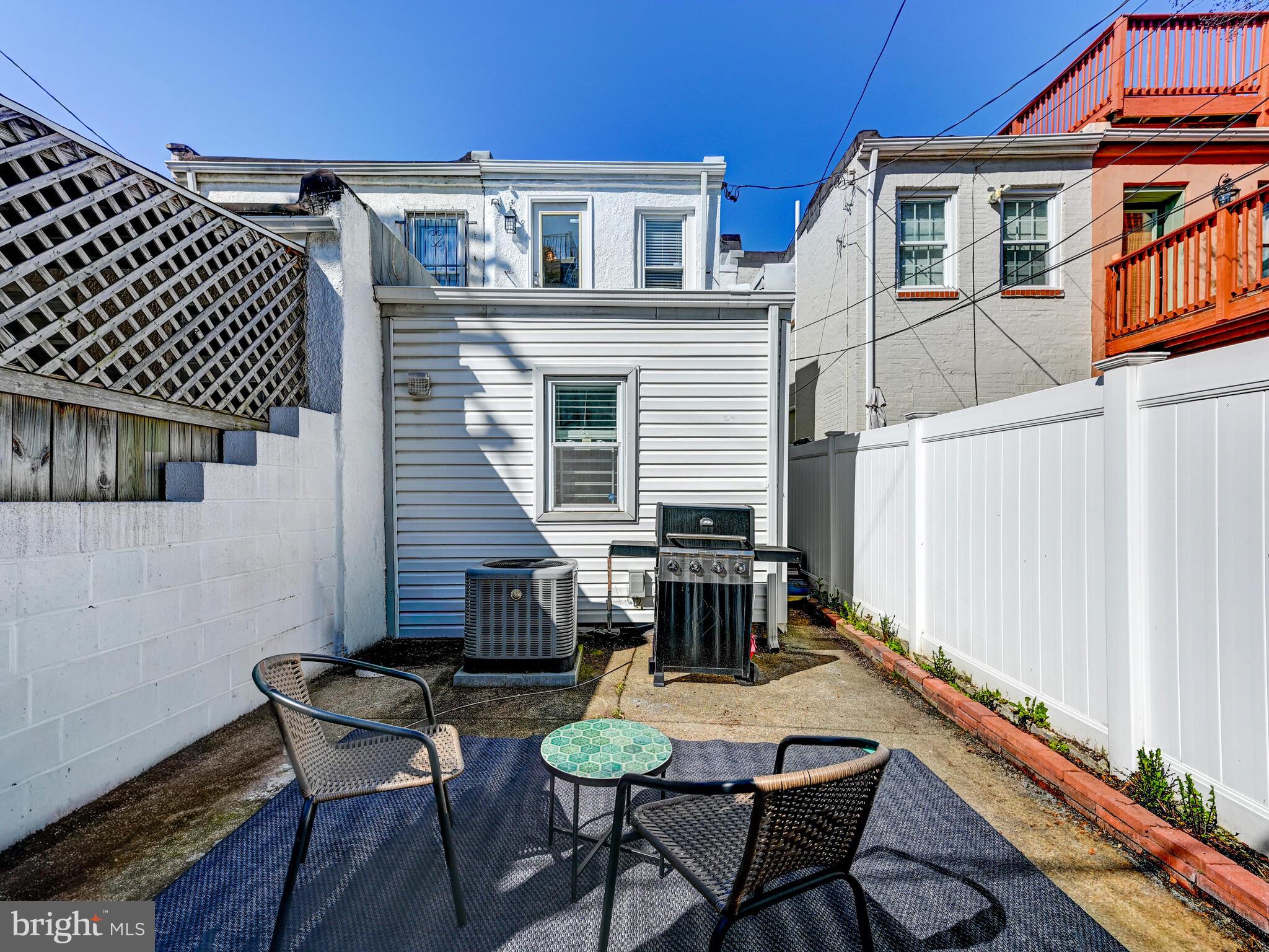 1013 S POTOMAC STREET