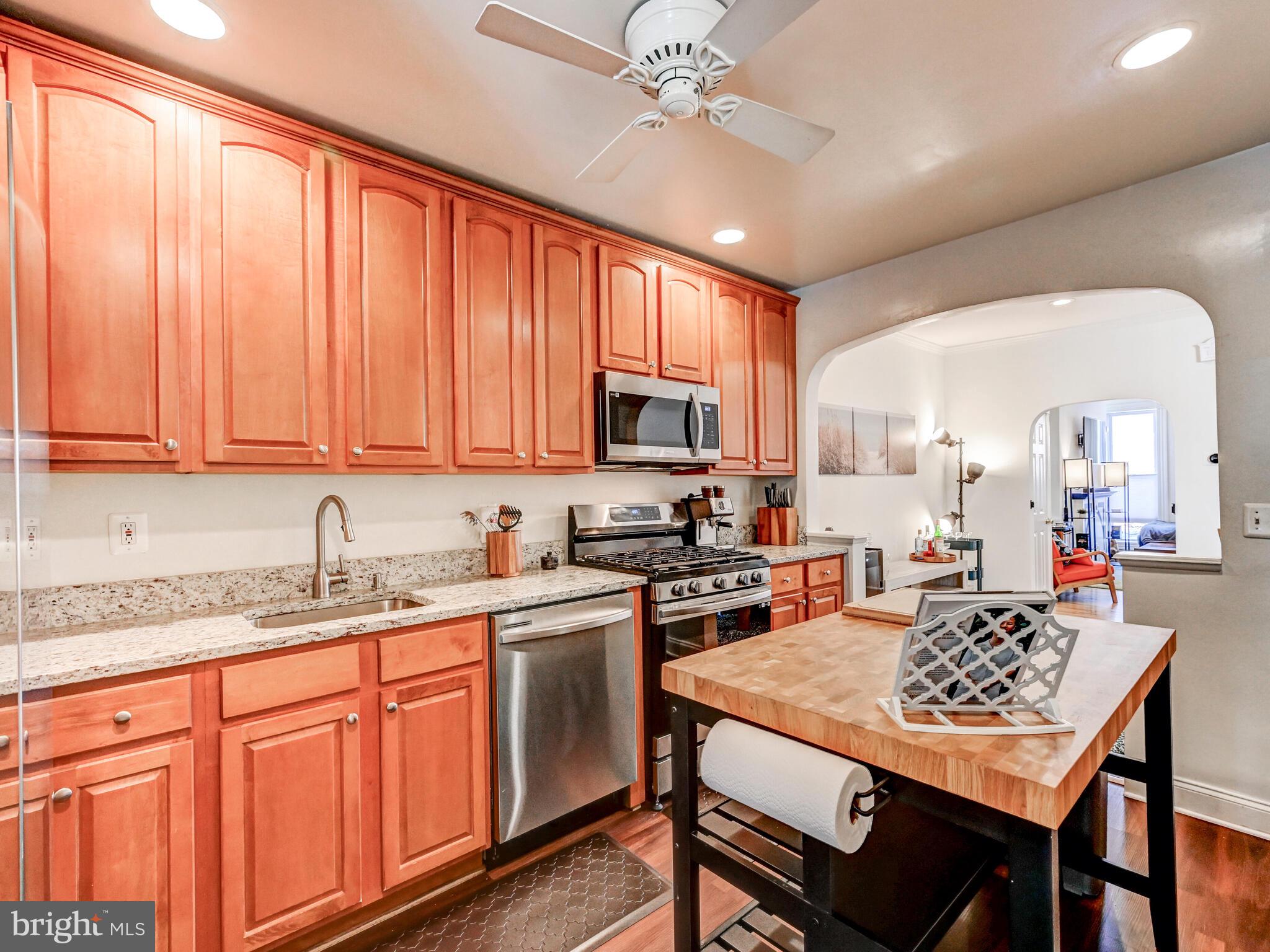 1013 S POTOMAC STREET