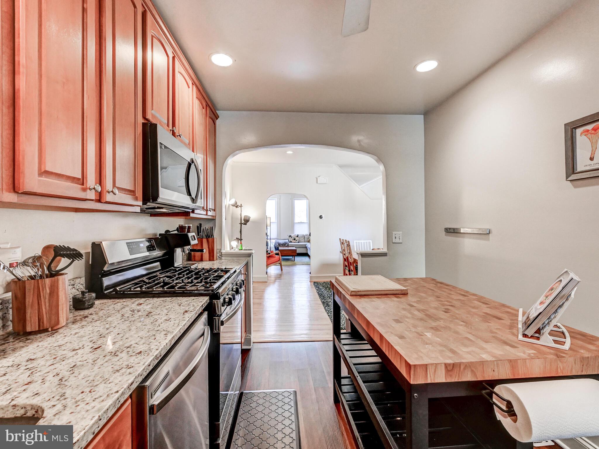 1013 S POTOMAC STREET