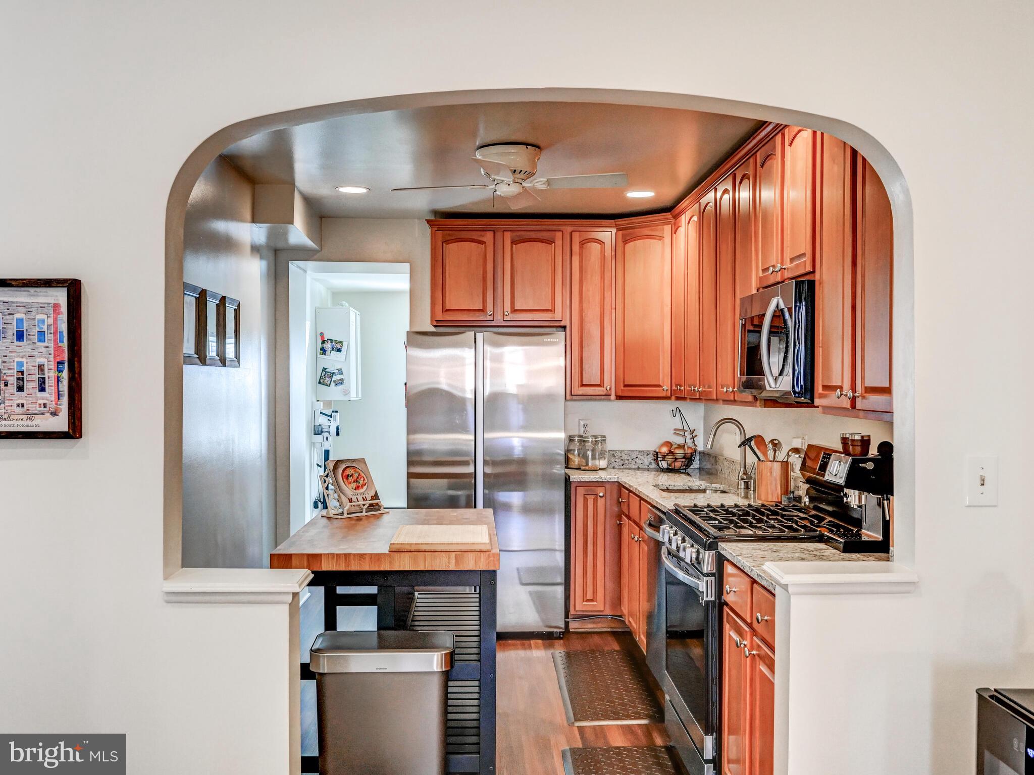 1013 S POTOMAC STREET