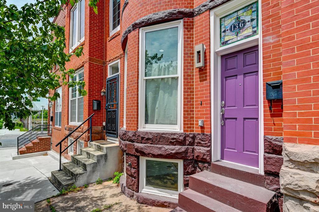 136 W OSTEND STREET